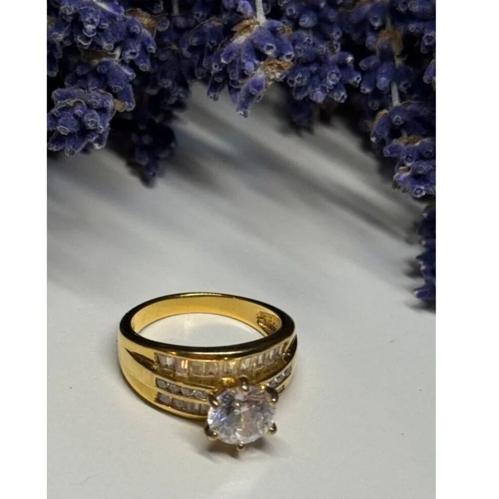 925 STERLING SILVER GOLD PLATED CZ RING SIZE 7.5